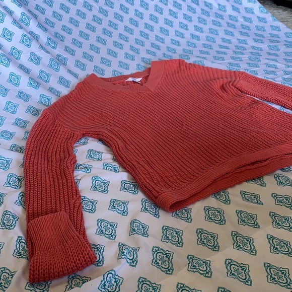 Sweater - Picture 4 of 4